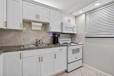 2314 S Cypress Bend Drive Pompano Beach FL 33069
