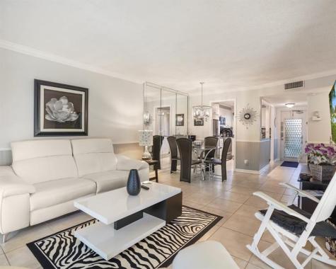9281 Sunrise Lakes Boulevard Sunrise FL 33322