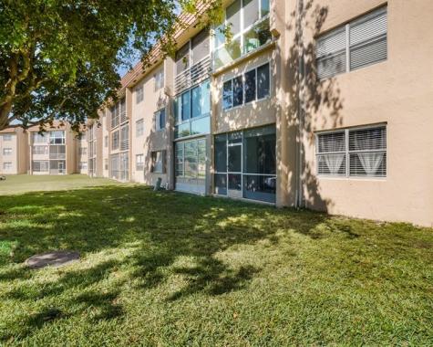 9281 Sunrise Lakes Boulevard Sunrise FL 33322