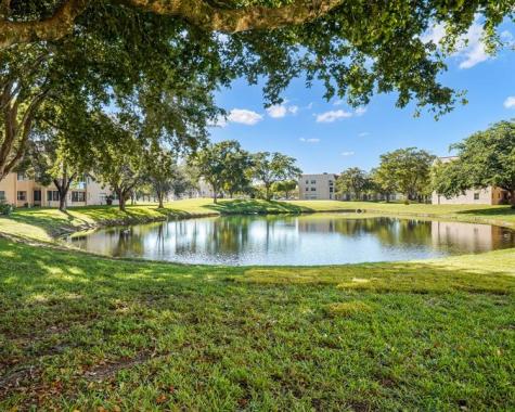 9281 Sunrise Lakes Boulevard Sunrise FL 33322
