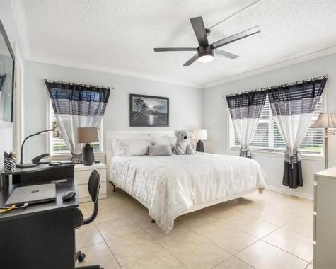 9281 Sunrise Lakes Boulevard Sunrise FL 33322