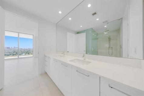 153 N Seabreeze Fort Lauderdale FL 33304