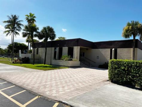 3141 NW 47th Terrace Lauderdale Lakes FL 33319