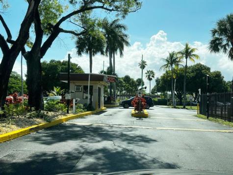 3141 NW 47th Terrace Lauderdale Lakes FL 33319