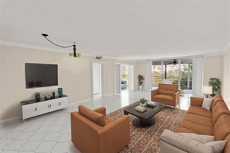 3900 Oaks Clubhouse Drive Pompano Beach FL 33069