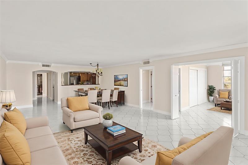 3900 Oaks Clubhouse Drive Pompano Beach FL 33069