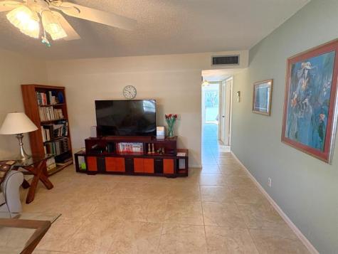 330 Piedmont G Delray Beach FL 33484
