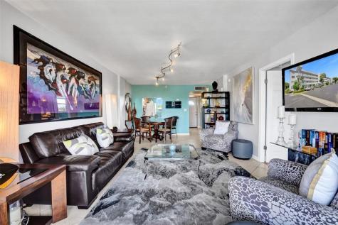 110 Royal Park Drive Oakland Park FL 33309