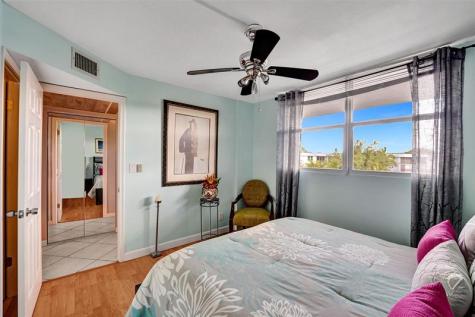 110 Royal Park Drive Oakland Park FL 33309