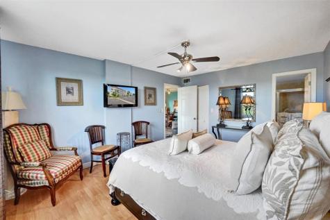 110 Royal Park Drive Oakland Park FL 33309