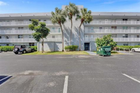 110 Royal Park Drive Oakland Park FL 33309