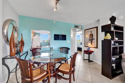 110 Royal Park Drive Oakland Park FL 33309