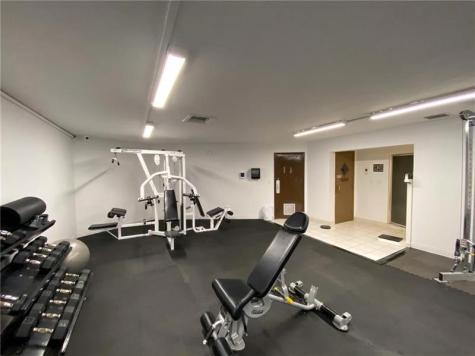 110 Royal Park Drive Oakland Park FL 33309