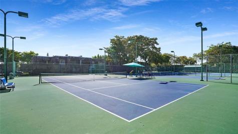 2780 S Oakland Forest Drive Oakland Park FL 33309