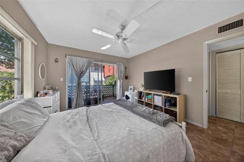 2901 NW 47th Terrace Lauderdale Lakes FL 33313