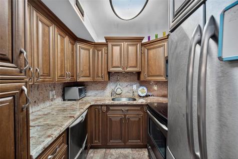 2901 NW 47th Terrace Lauderdale Lakes FL 33313