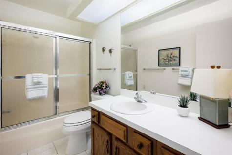 40 Vista Gardens Trail Vero Beach FL 32962