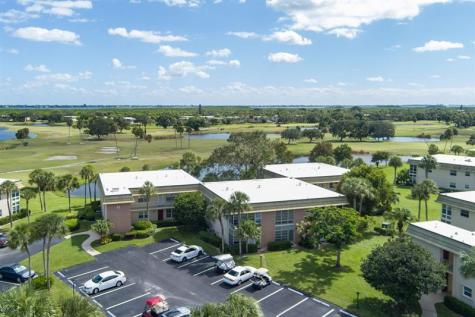 40 Vista Gardens Trail Vero Beach FL 32962
