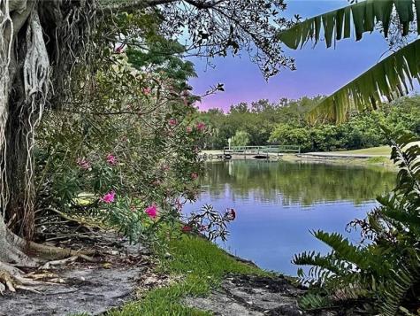 40 Vista Gardens Trail Vero Beach FL 32962