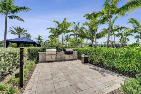 2118 Appleton Circle S Fort Lauderdale FL 33309