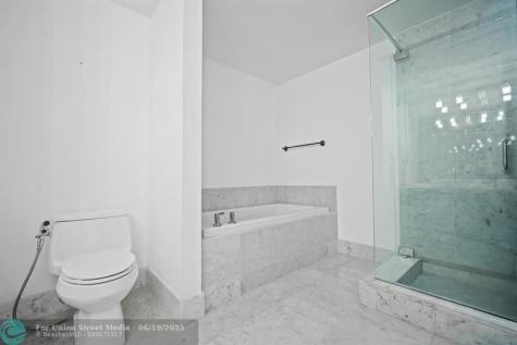 244 Biscayne Boulevard Miami FL 33132