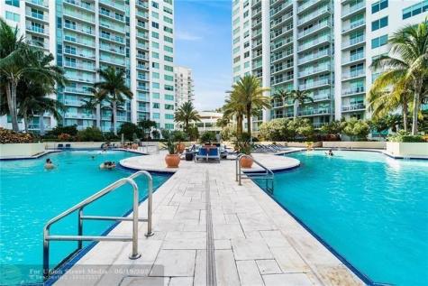 244 Biscayne Boulevard Miami FL 33132