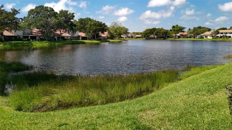 606 Deer Creek Lake Point North Lane Deerfield Beach FL 33442