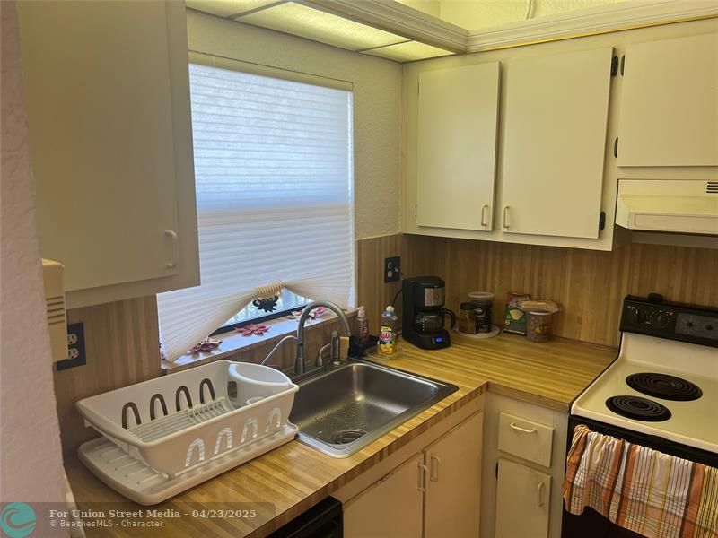 10100 NW 30th Court Sunrise FL 33322