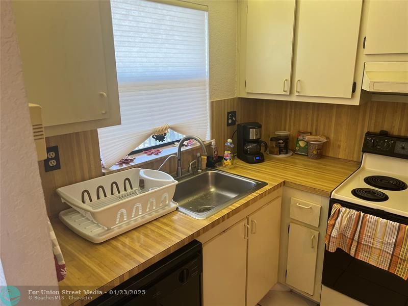 10100 NW 30th Court Sunrise FL 33322