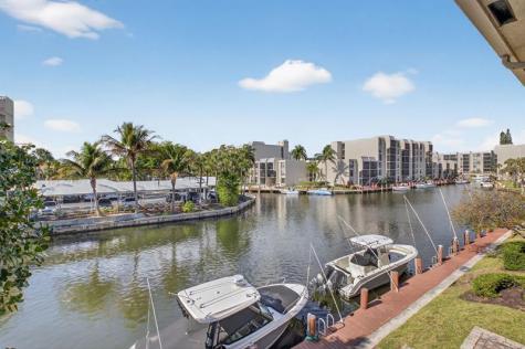 23 Royal Palm Way Boca Raton FL 33432