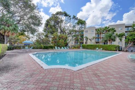 23 Royal Palm Way Boca Raton FL 33432