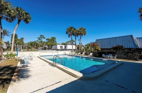 3824 SE Jefferson Street Stuart FL 34997