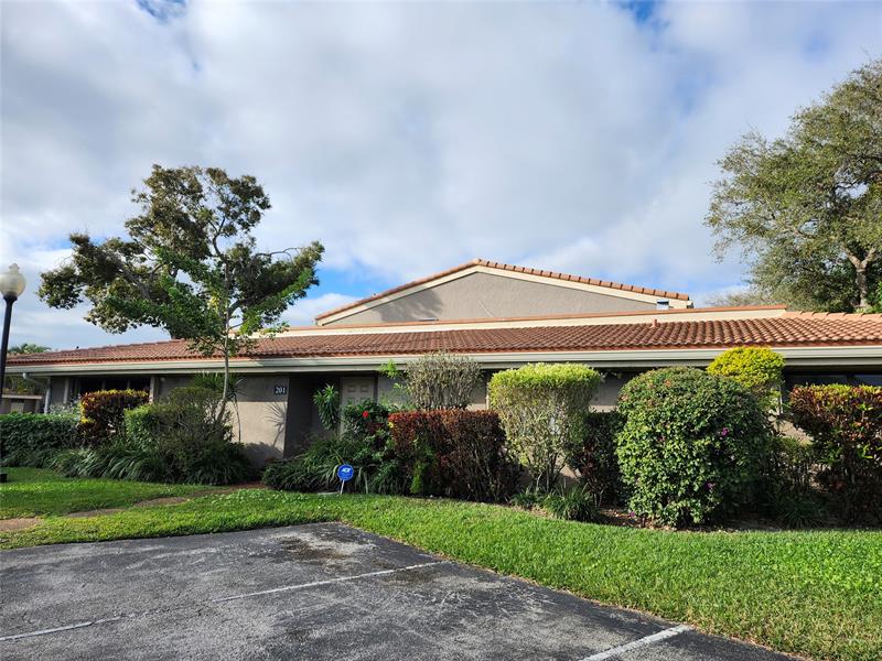 201 Dunwoody Lane Hollywood FL 33021