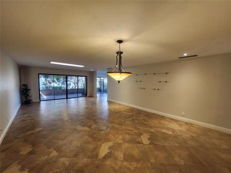 201 Dunwoody Lane Hollywood FL 33021