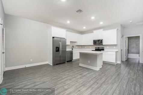 5406 Gladness Court Fort Pierce FL 34947
