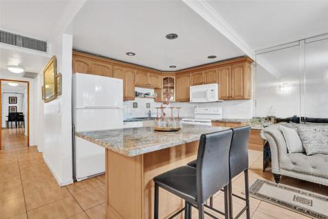 5208 NE 24th Terrace Fort Lauderdale FL 33308