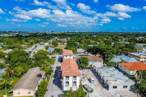 456 NW 41st Street Oakland Park FL 33309