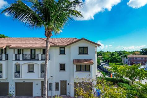 456 NW 41st Street Oakland Park FL 33309