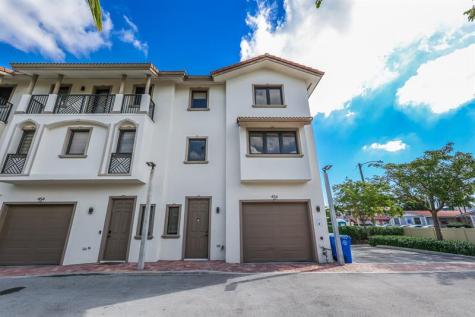 456 NW 41st Street Oakland Park FL 33309