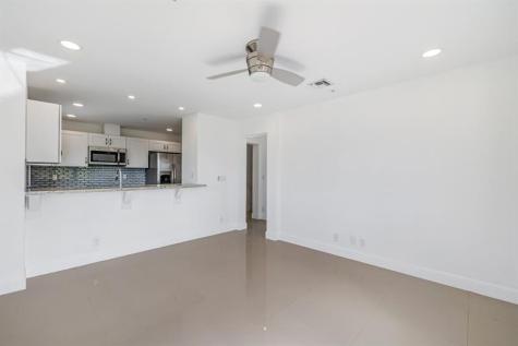 456 NW 41st Street Oakland Park FL 33309