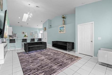18409 Via Di Sorrento Boca Raton FL 33496