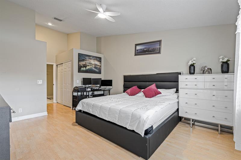 18409 Via Di Sorrento Boca Raton FL 33496