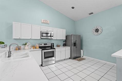 18409 Via Di Sorrento Boca Raton FL 33496