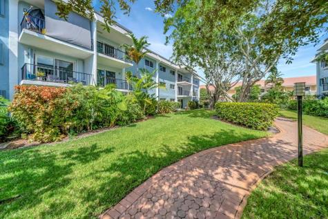 3000 NE 5th Terrace Wilton Manors FL 33334