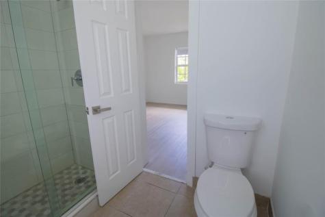 2424 SE 17th Street Fort Lauderdale FL 33316