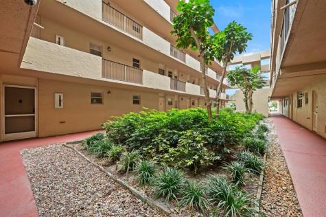 403 NW 68th Avenue Plantation FL 33317