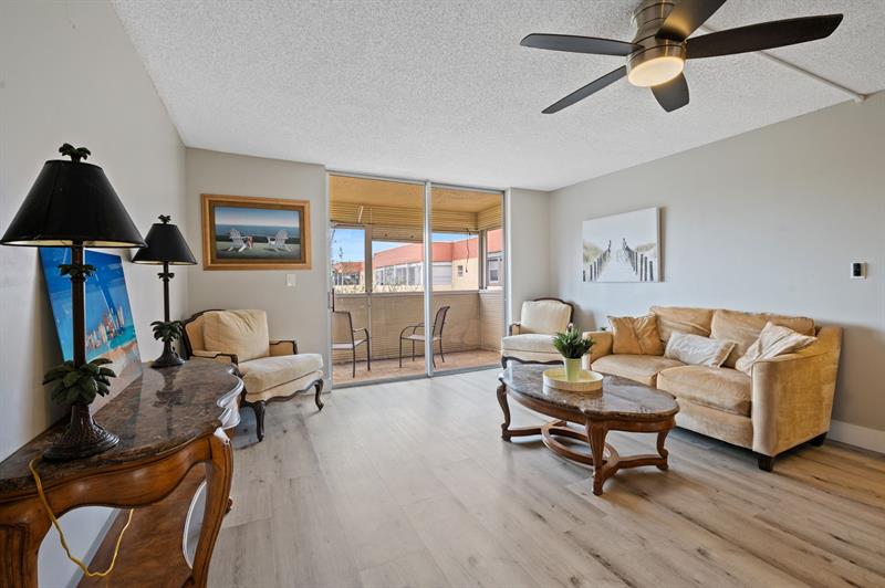 403 NW 68th Avenue Plantation FL 33317