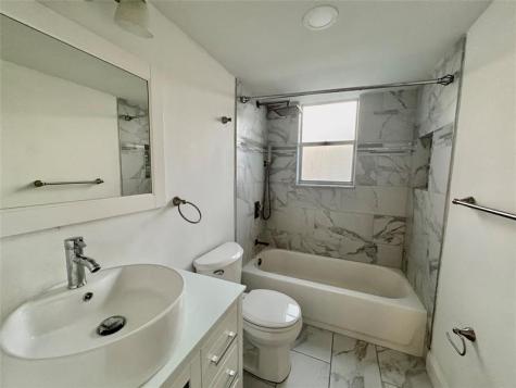 2821 Somerset Drive Lauderdale Lakes FL 33311