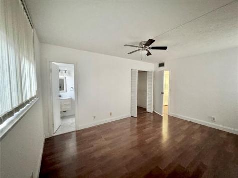 2821 Somerset Drive Lauderdale Lakes FL 33311