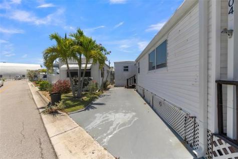 204 Flamingo Drive Briny Breezes FL 33435